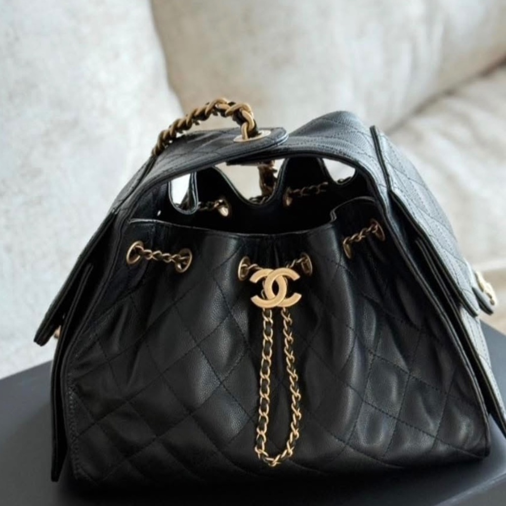 Chanel 25 small size